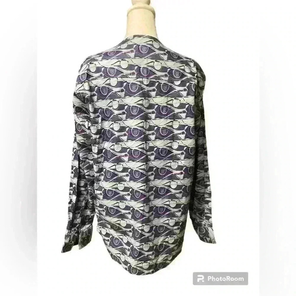 Traditional boho. Hardly worn. Print design throughout the shirt - Picture 2 of 3